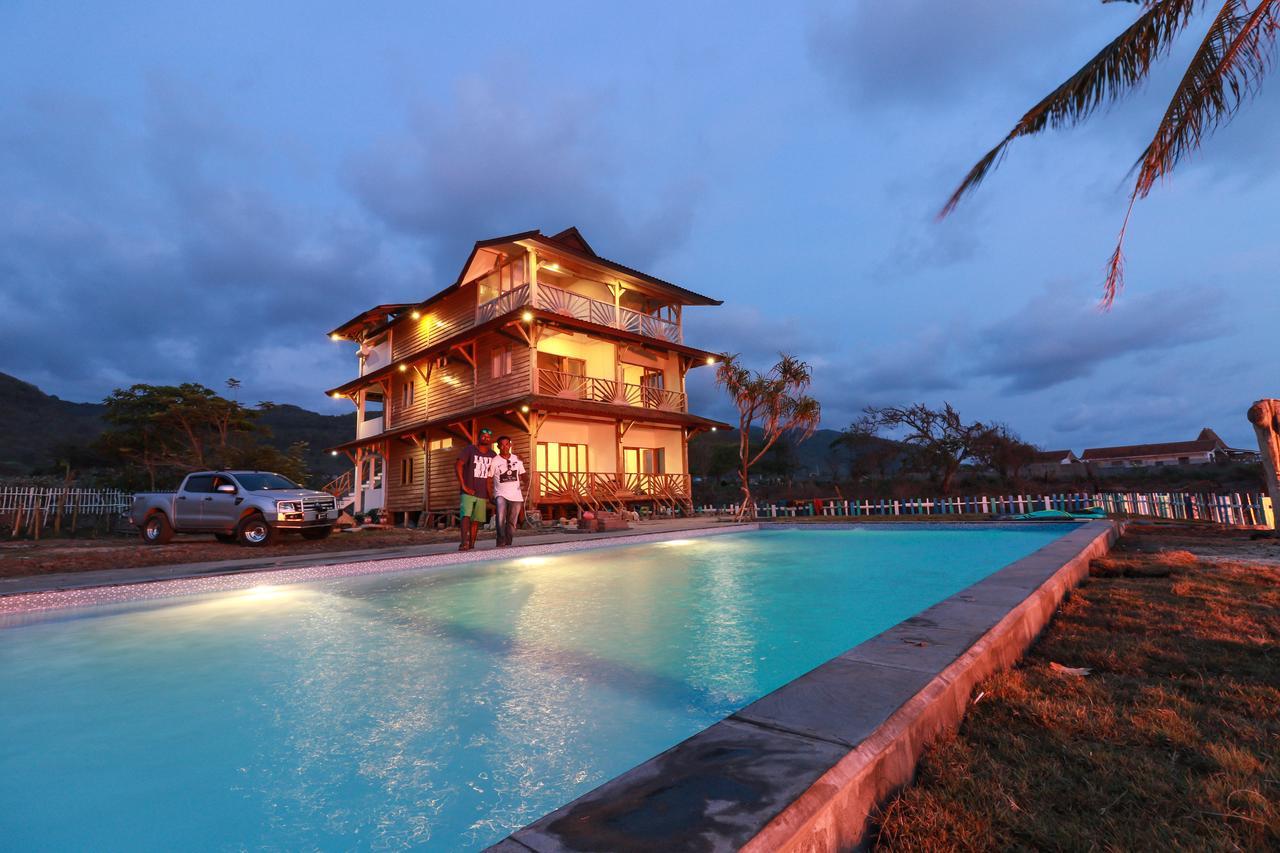 The Tree House Sumbawa Hotel Huu Exterior foto