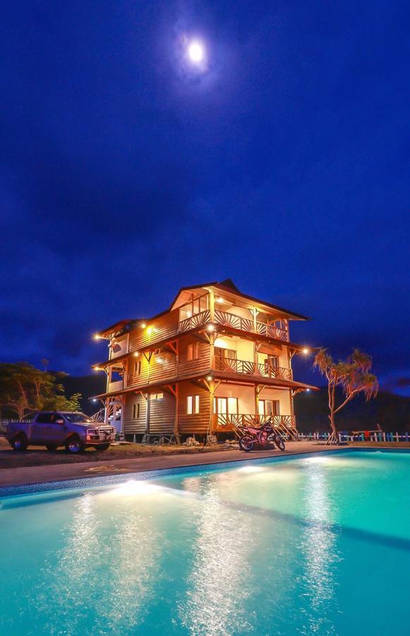 The Tree House Sumbawa Hotel Huu Exterior foto
